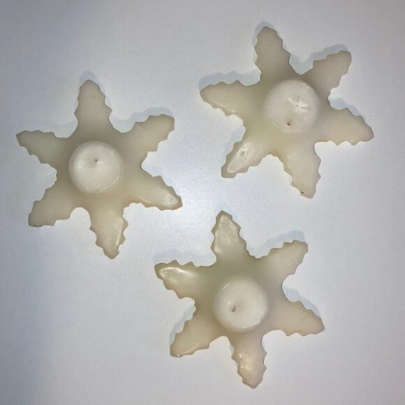 3 Floating Glitter Snowflake Candles, 5” Diameter - Picture 5 of 8